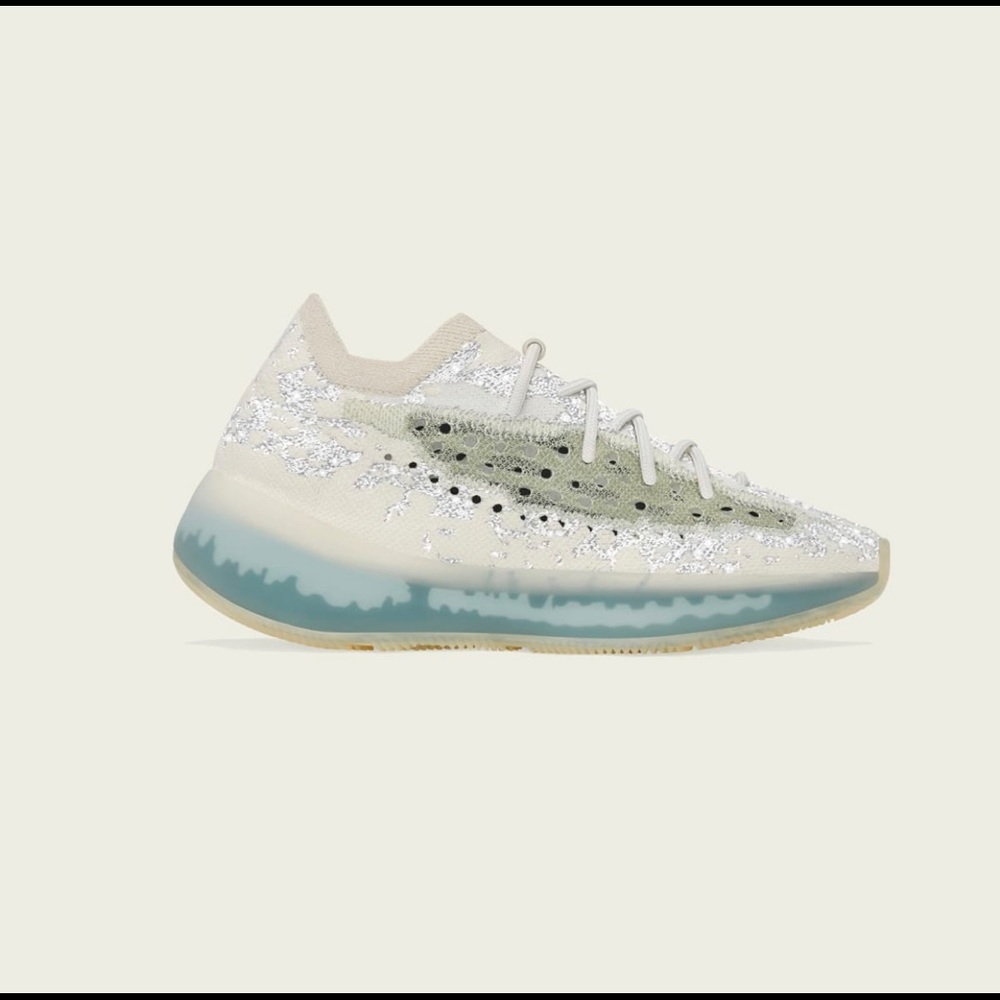 Yeezy Boost 380 - Picture 2 of 8
